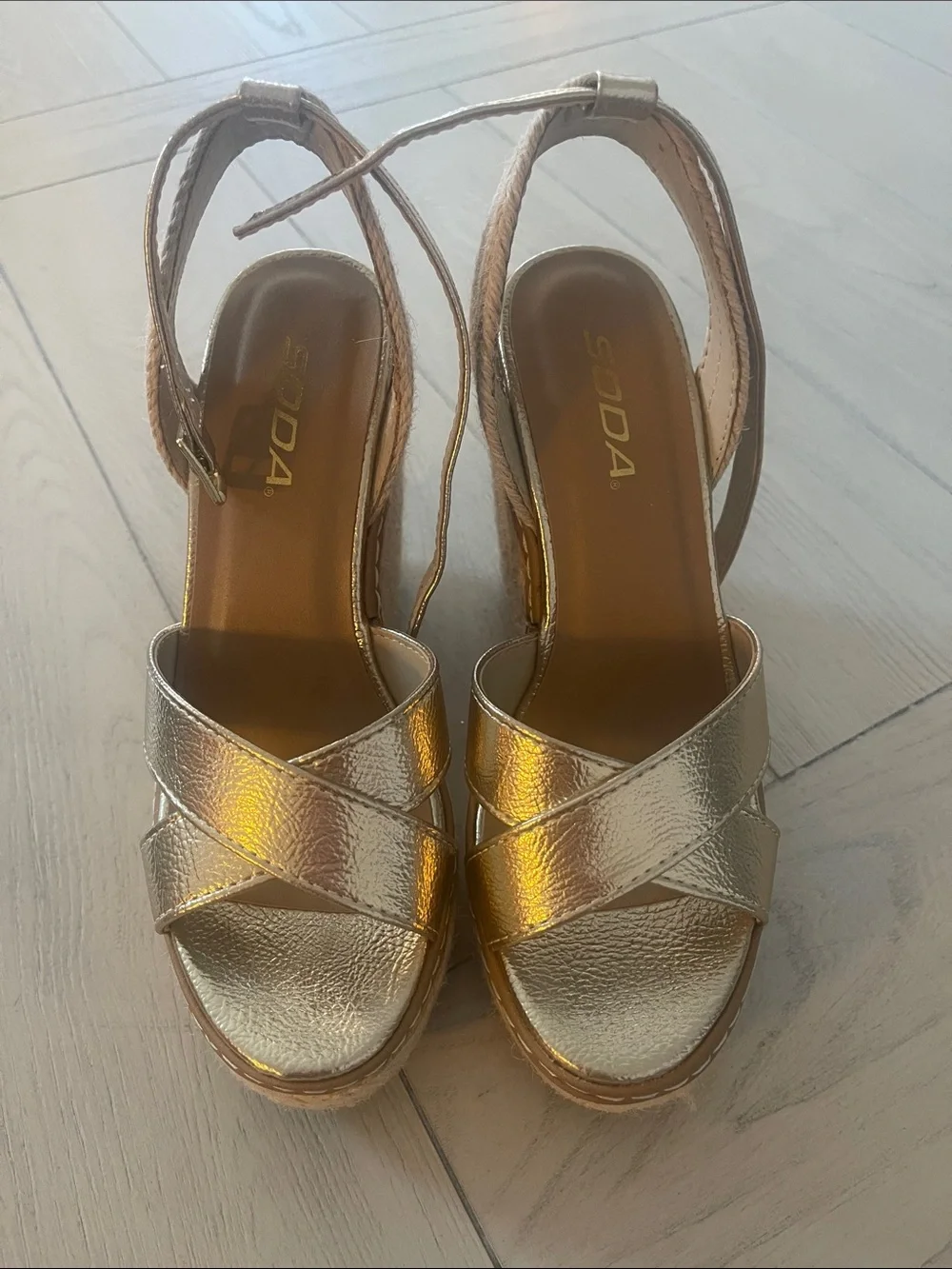 Soda women wedge